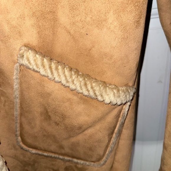 Vintage St. John's Bay Tan Faux Fur Lined Jacket Cozy Winter Coat - Picture 6 of 12